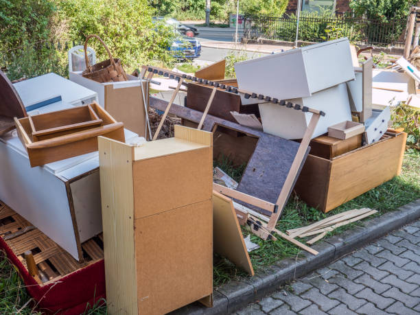 Best Garage Cleanout Services  in Lolo, MT